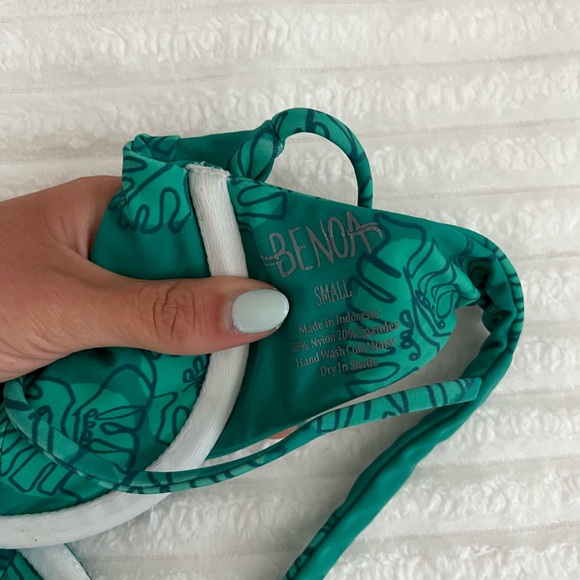 BENOA SWIM MONSTERA TOP - Picture 3 of 3